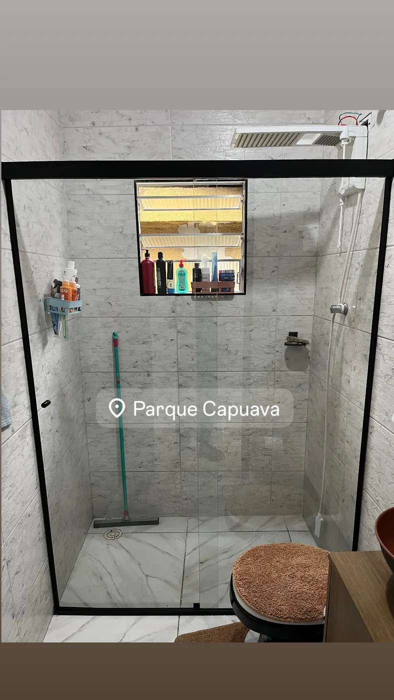 Box de banheiro em vidro temperado — projeto 6 executado pela Lucas Glass em São Paulo