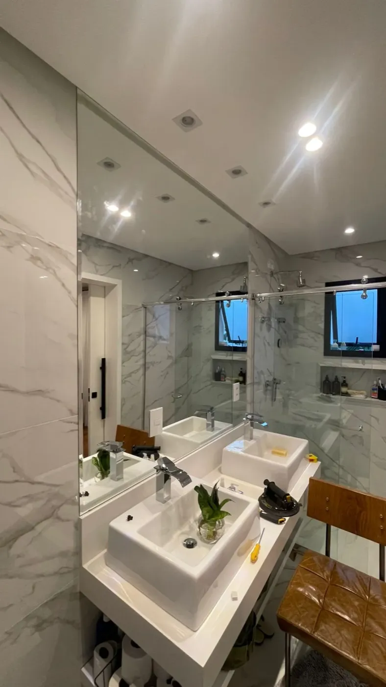 Espelhos sob medida — projeto 11 executado pela Lucas Glass em São Paulo